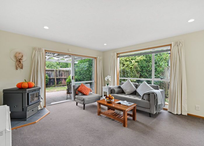  at 1 Ilfracombe Place, Burnside, Christchurch