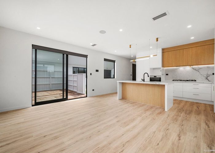  at 5 Spars Road, Milldale, Rodney, Auckland