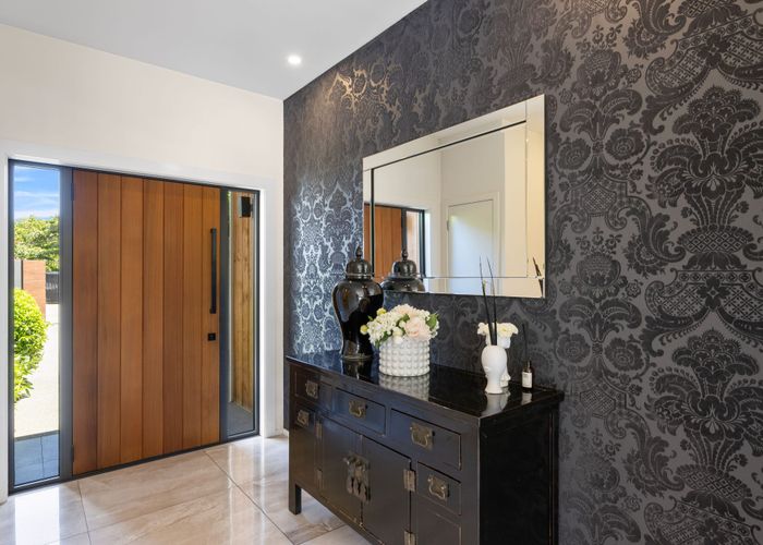  at 8 Carnaby Close, St Albans, Christchurch