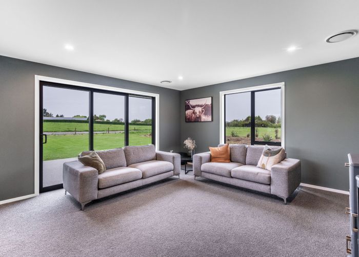  at 244 Mill Road South, Seaward Bush, Invercargill