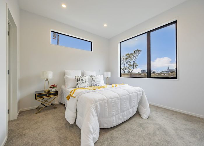 at 11A Banyan Drive, Totara Heights, Manukau City, Auckland