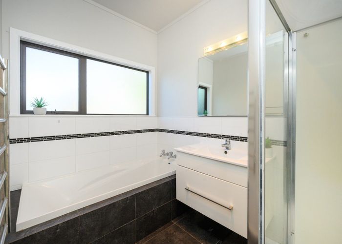  at 6 Willowstream Grove, Cloverlea, Palmerston North, Manawatu / Whanganui