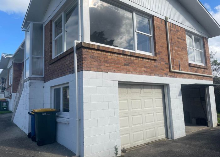  at 3/49 Shakespeare Road, Milford, North Shore City, Auckland