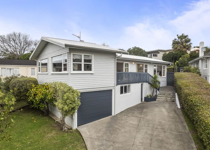  at 12 Alton Avenue, Hillcrest, North Shore City, Auckland