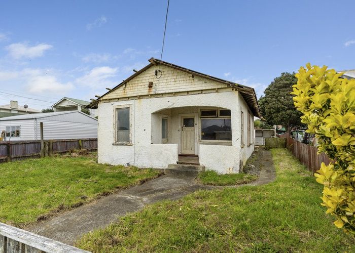  at 10 Matai Street, Castlecliff, Whanganui