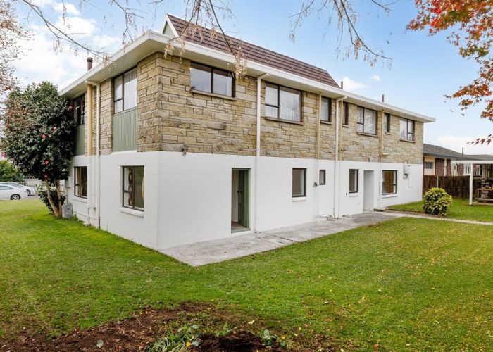  at 6 Upham Place, Chartwell, Hamilton