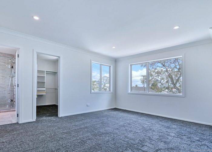  at 102c Gloucester Road, Manurewa, Manukau City, Auckland