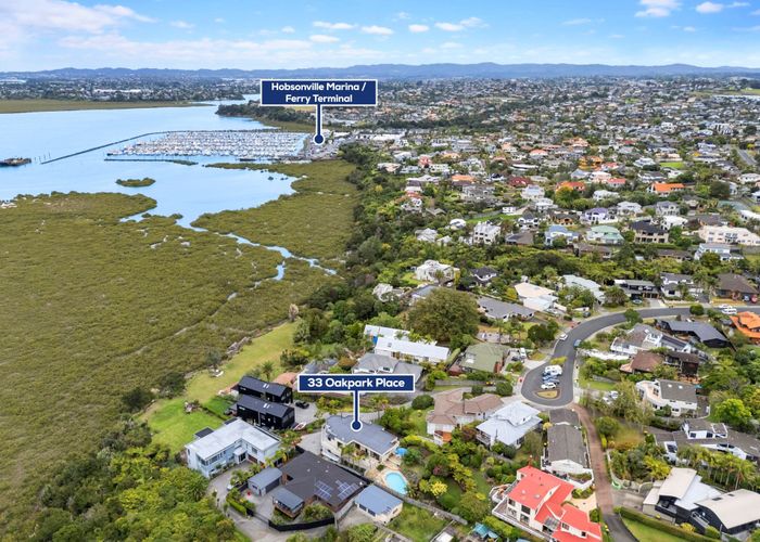  at 33 Oakpark Place, West Harbour, Auckland