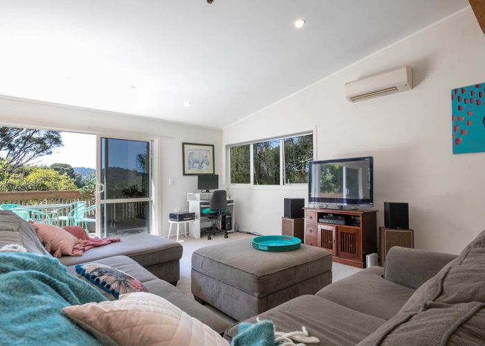  at 90 Warner Park Avenue, Laingholm, Auckland