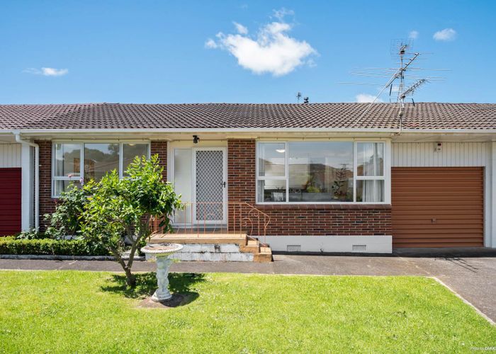  at 2/84 Trafalgar Street, Onehunga, Auckland