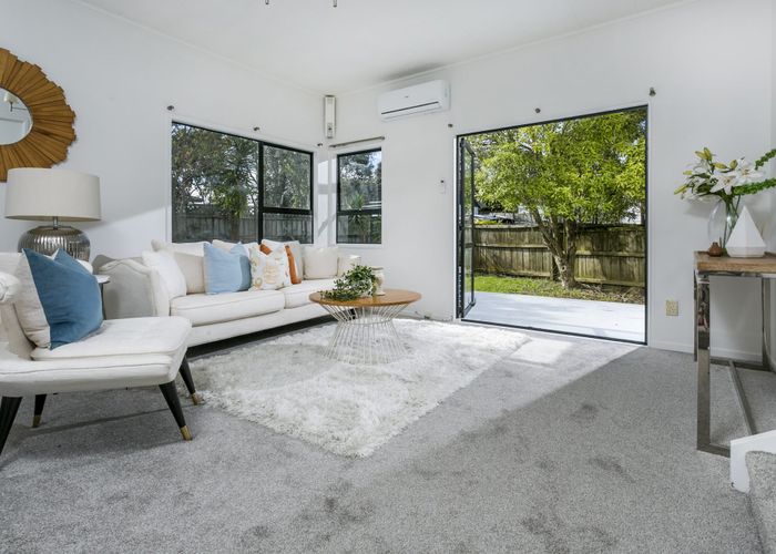  at 11 Cabello Place, Unsworth Heights, Auckland