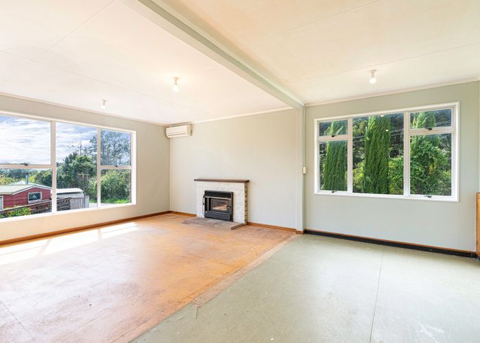  at 32 Te Paki Road, Shannon, Palmerston North