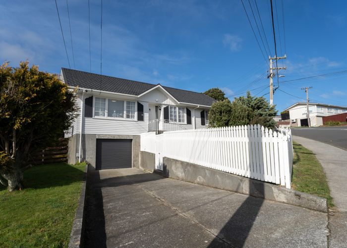  at 54 Mark Avenue, Paparangi, Wellington