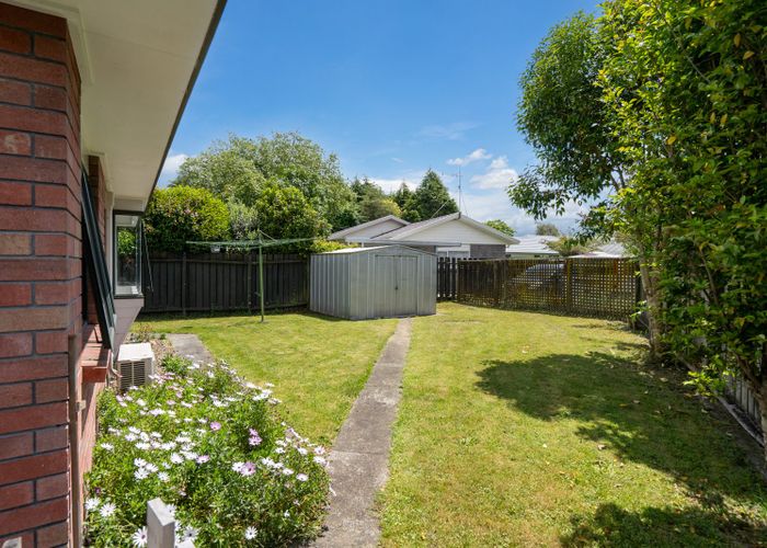  at 8 Hilliard Place, Leamington, Cambridge