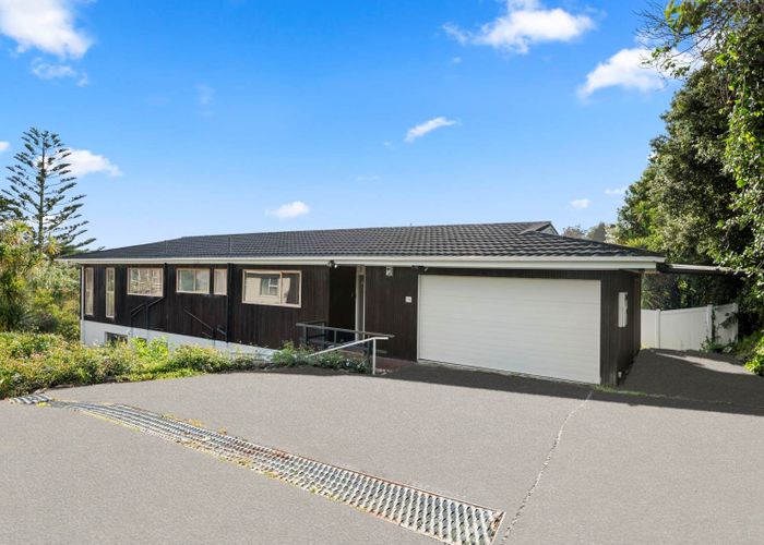  at 1A Limmer Place, Browns Bay, North Shore City, Auckland