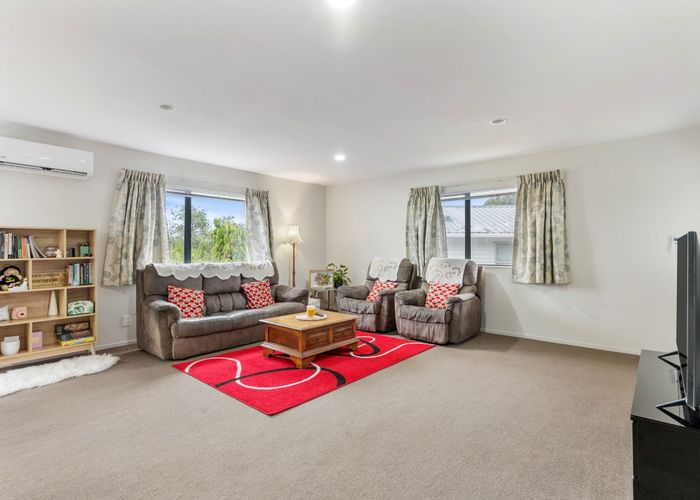  at 17A Kimber Hall Avenue, Mount Roskill, Auckland