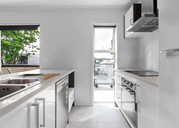  at 102/124 Commerce Street, Frankton, Hamilton, Waikato
