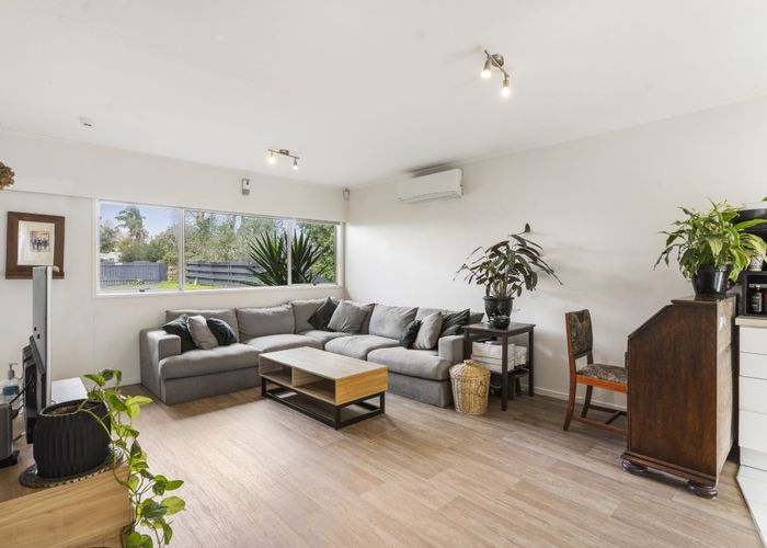  at 7/19 Bayside Avenue, Te Atatu Peninsula, Auckland