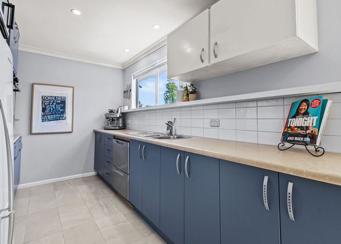  at 61 Dunedin Street, Redwood, Christchurch City, Canterbury