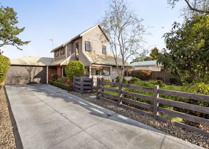  at 6 Sandford Place, Chartwell, Hamilton
