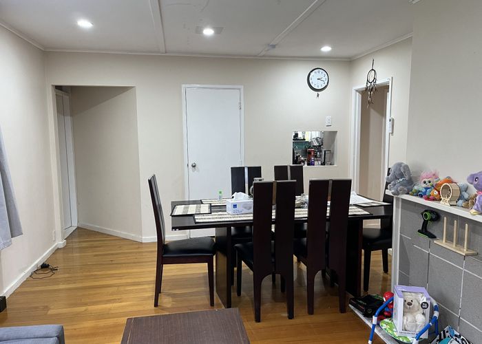  at 72 Gifford Avenue, Wesley, Auckland