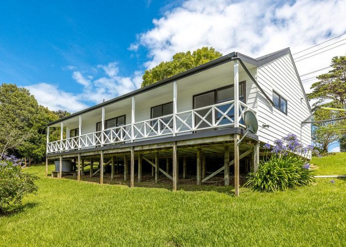  at 1 Causeway Road, Surfdale, Waiheke Island