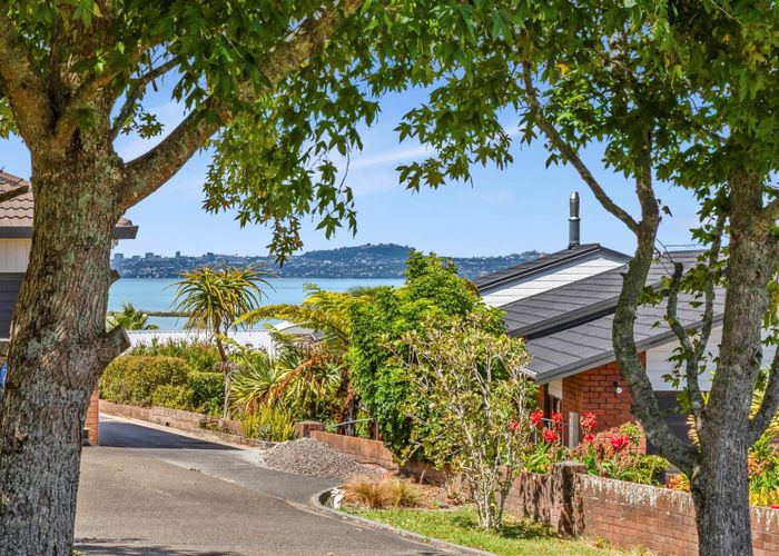  at 19a Deanna Drive, West Harbour, Waitakere City, Auckland