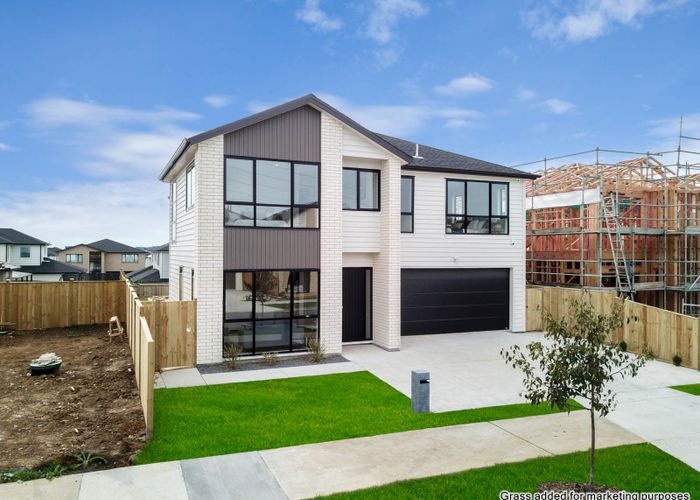  at 72 Ksenia Drive, Flat Bush, Auckland