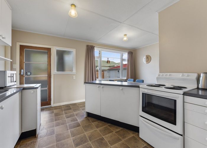  at 4 Burfield Place, Awapuni, Palmerston North