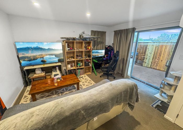  at 2/32 Avalon Street, Richmond, Christchurch City, Canterbury