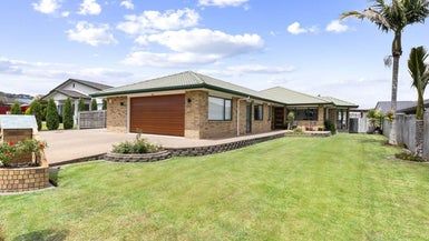  at 9 Mulroy Place, East Tamaki Heights, Auckland