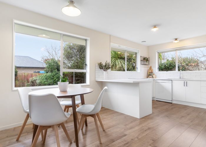  at 1/92A Saint Martins Road, Saint Martins, Christchurch