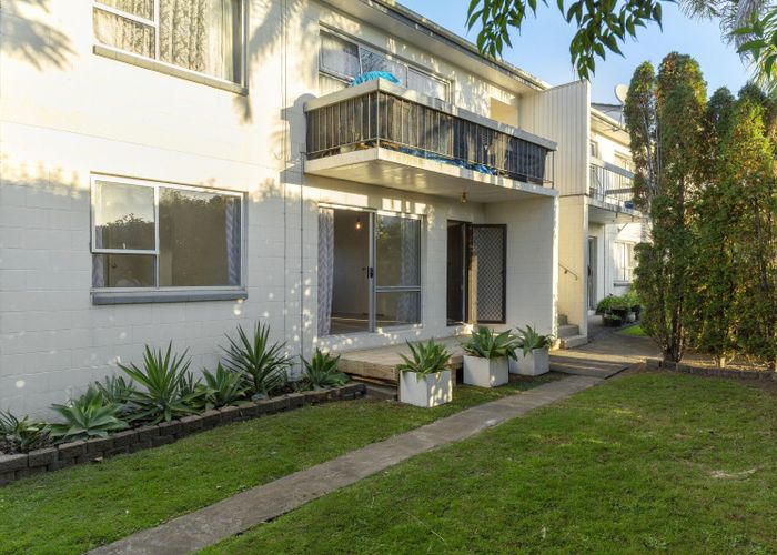  at 5/1 Norrie Avenue, Mount Albert, Auckland City, Auckland