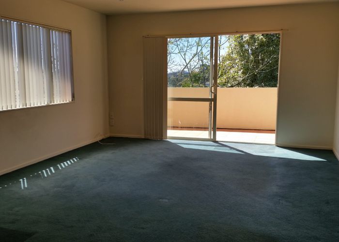  at 31 Bronzewing, Unsworth Heights, North Shore City, Auckland