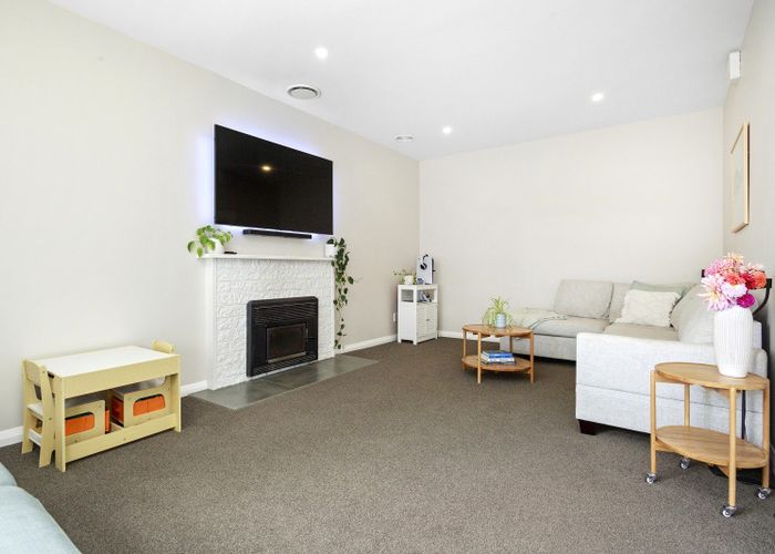  at 43 Seddon Street, Wallaceville, Upper Hutt, Wellington