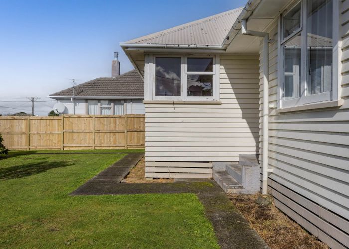  at 5 Avon Street, Stratford, Stratford, Taranaki