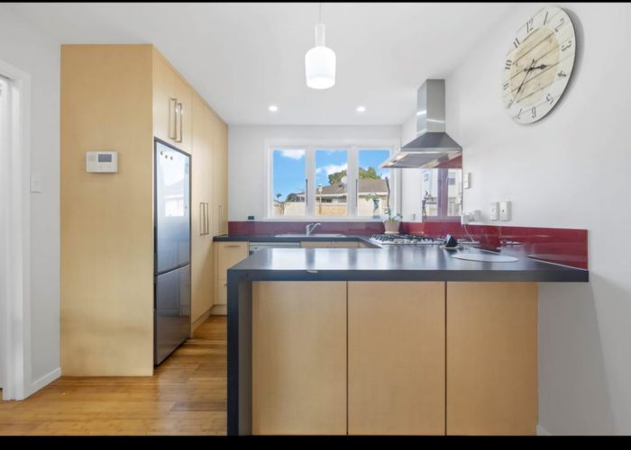  at 2/66 Kautami Avenue, Papatoetoe, Manukau City, Auckland