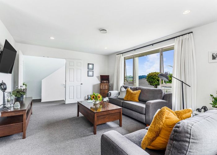  at 23 Henry Partington Place, Greenhithe, Auckland