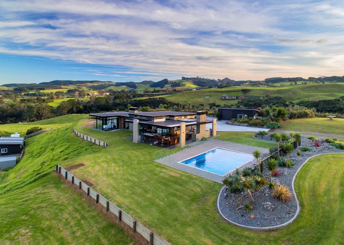  at 14 Tuparekura Road, Helensville