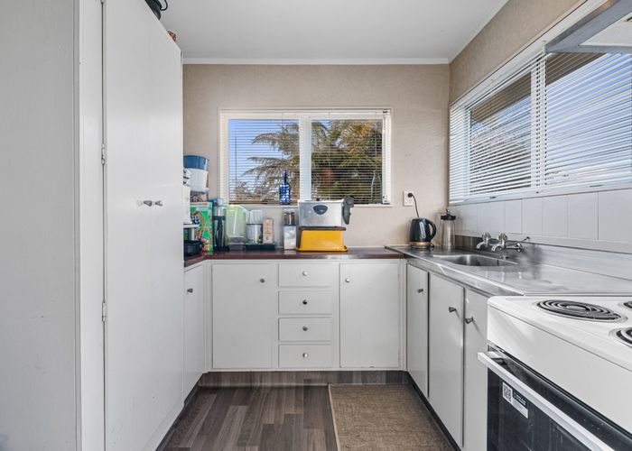  at 2 Sequoia Crescent, Owhata, Rotorua
