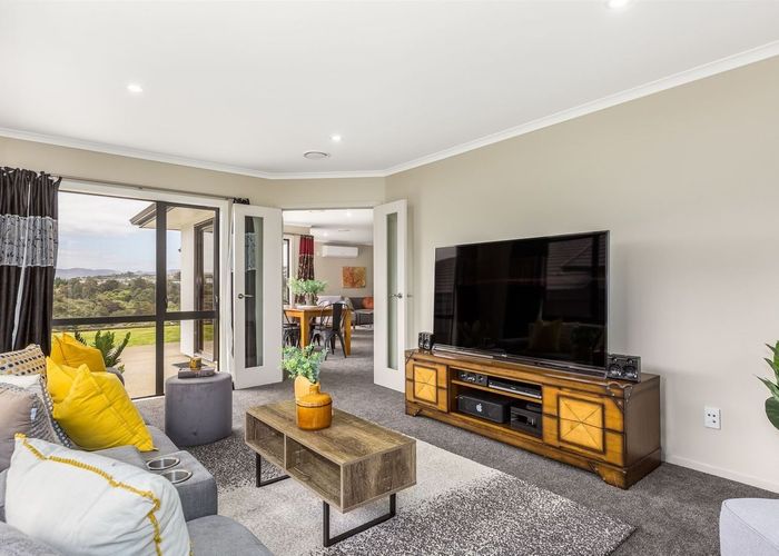  at 17 Tongariro Drive, Aotea, Porirua