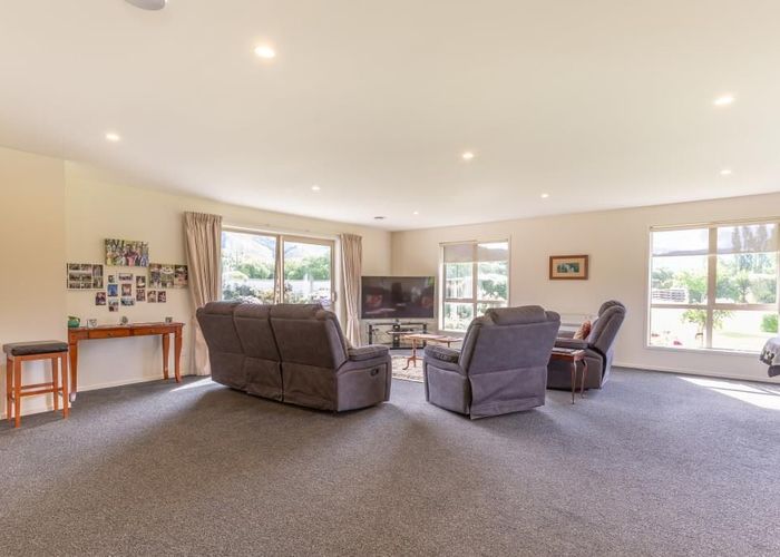 at 21 Eric Batchelor Place, Waimate, Waimate
