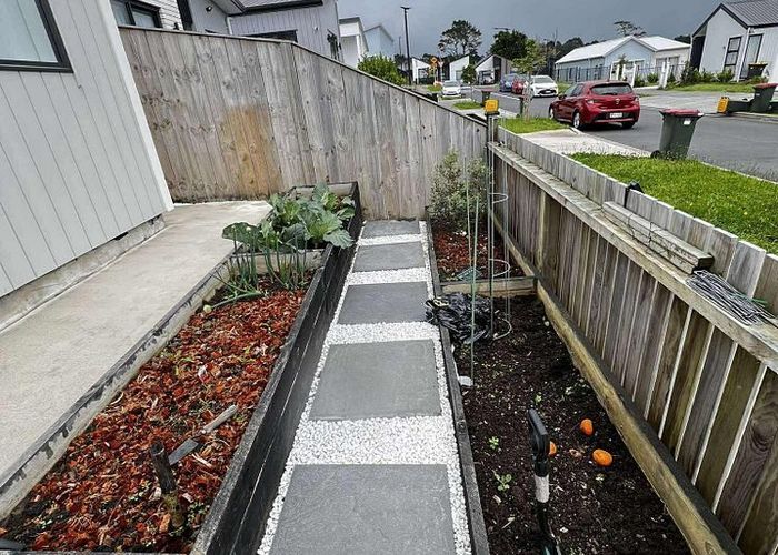  at 5 Mata Road, Massey, Waitakere City, Auckland