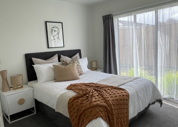  at 10/129 St George Street, Papatoetoe, Manukau City, Auckland