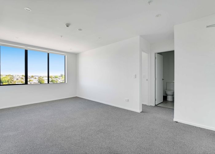  at A102/3 Rauemi Way, Te Atatu South, Waitakere City, Auckland