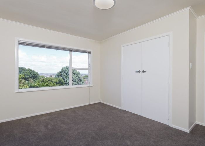  at 2/64 Rawhiti Road, One Tree Hill, Auckland City, Auckland