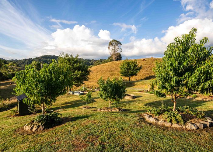  at 73 Bayer Road, Silverdale