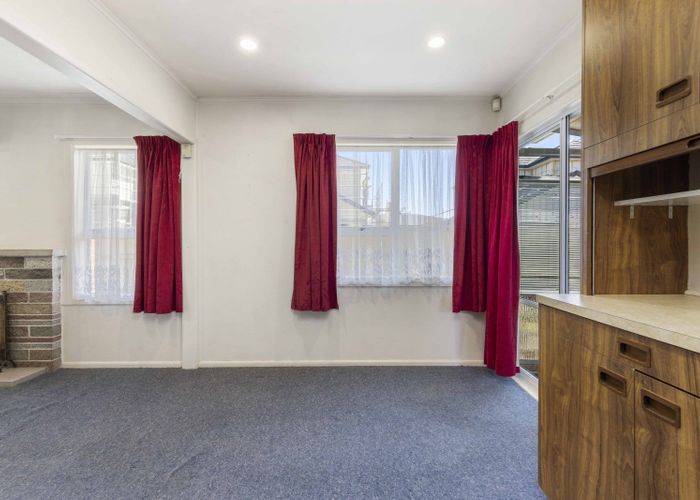  at 25 MacDonald Road, Glenview, Hamilton