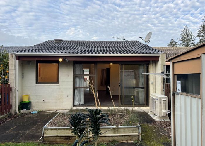  at 8/113 Trafalgar Street, Onehunga, Auckland City, Auckland