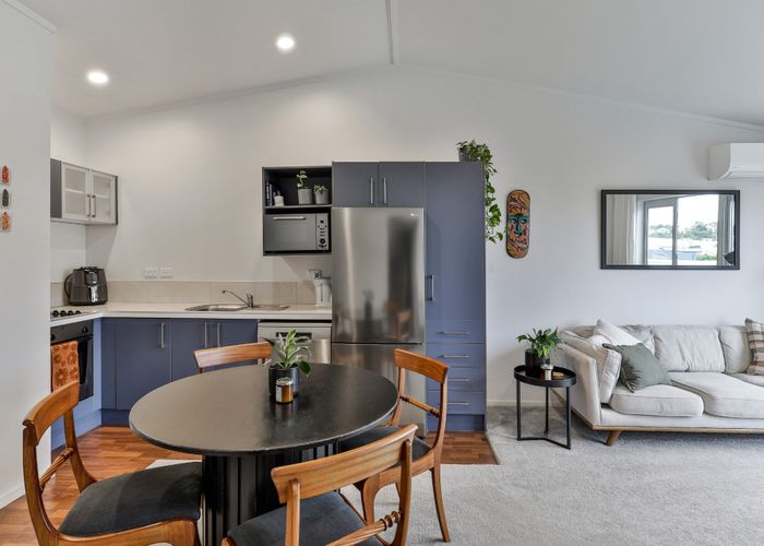 at 504/26 Morningside Drive, Morningside, Auckland